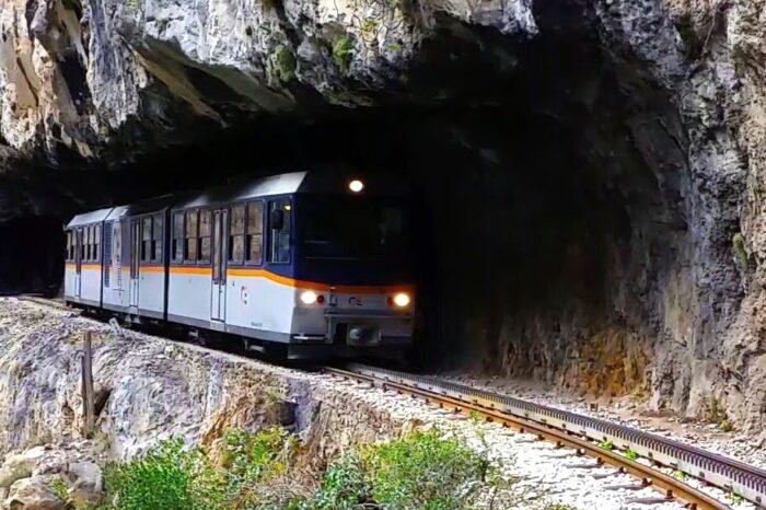 Kalavryta CogTrain – Ancient Corinth Private Tour from Athens/Nafplio (10h)